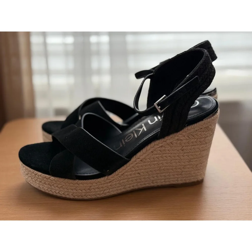 CALVIN KLEIN ELORY Suede LEATHER Cross Strap Espadrille Wedge Sandal 9.5 M BLACK